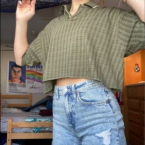 Cropped Plaid Shirt ⭐️